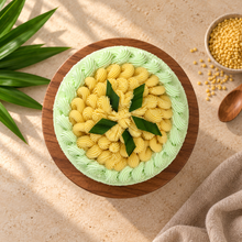 Load image into Gallery viewer, Mung Bean Pandan Cake
