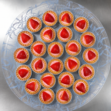 Load image into Gallery viewer, Cake Tart Platter 16" - Mini Strawberry-only or Assorted Fresh Fruit Tart
