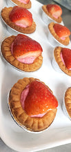 Load image into Gallery viewer, Cake Tart Platter 16" - Mini Strawberry-only or Assorted Fresh Fruit Tart
